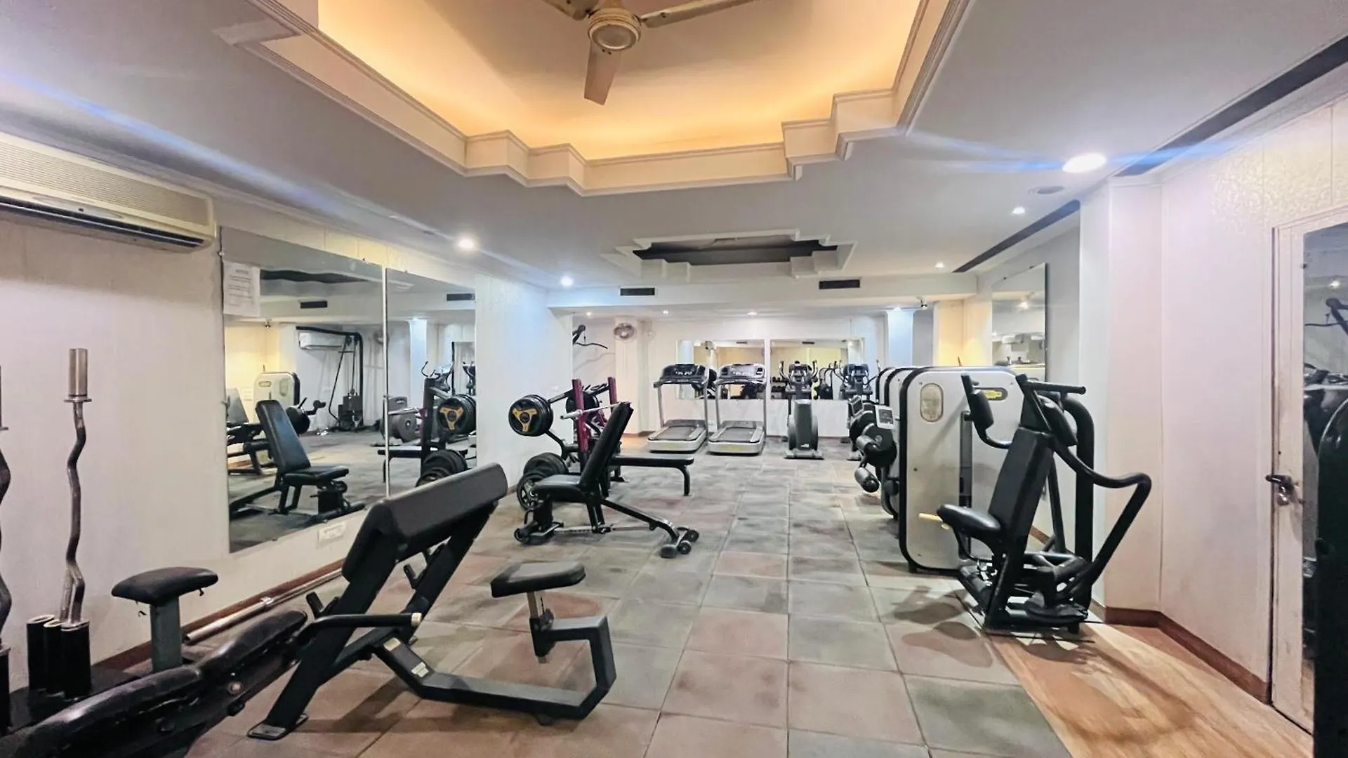 מלון גורגאון Goa Country Club הודו