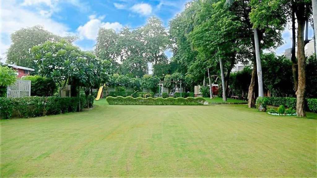 מלון גורגאון Goa Country Club 4*,  הודו