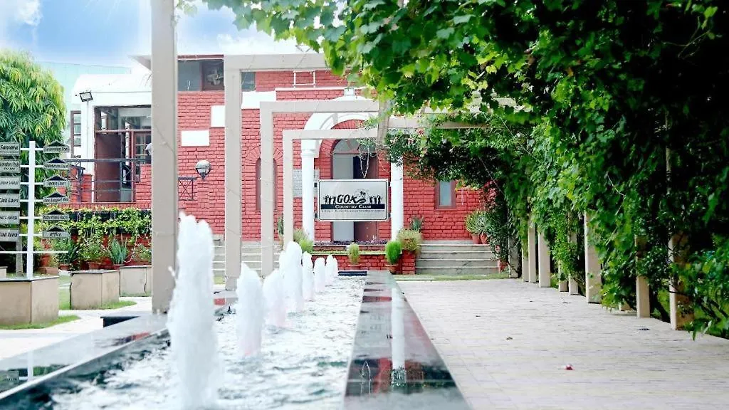 מלון גורגאון Goa Country Club